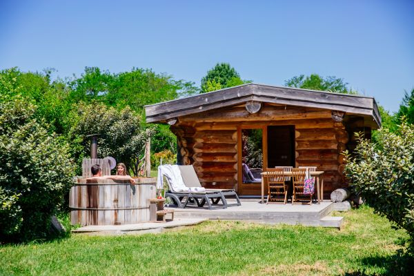 Domaine Ec&Ocirc;telia unsual lodge